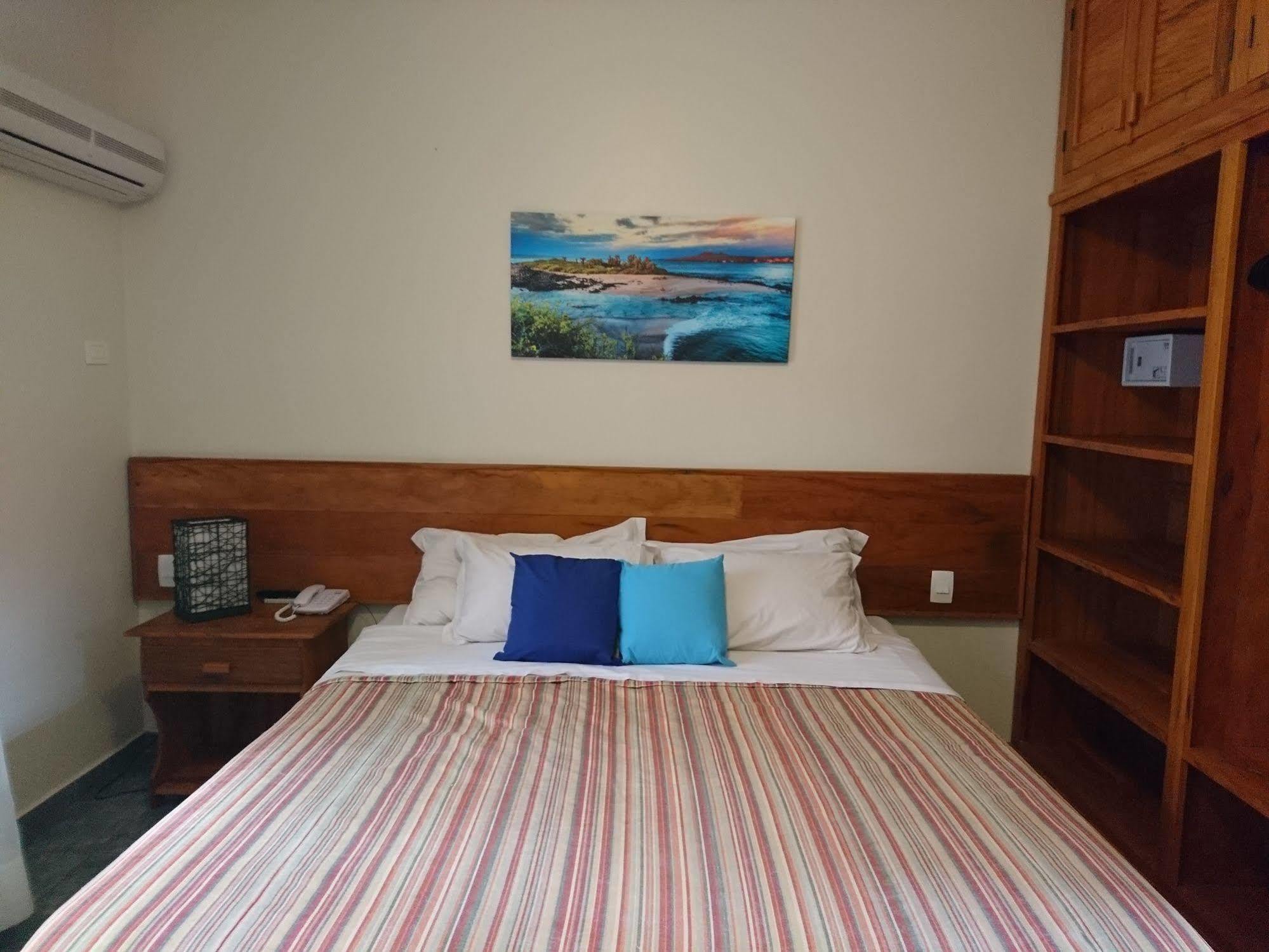 Galapagos Aparthotel Ілябела Екстер'єр фото